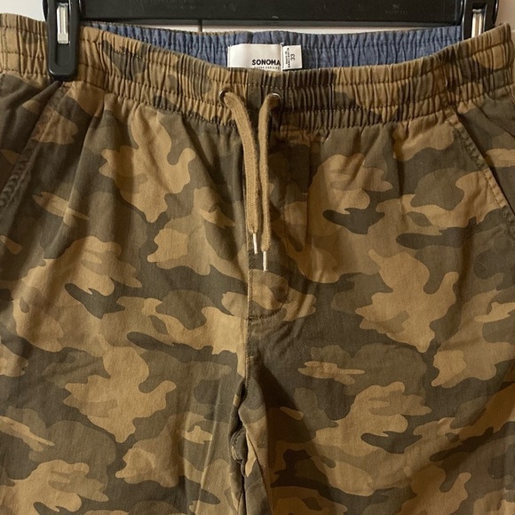 EUC Sonoma Shorts, 100% Cotton, Denim, Camo, Sz 33,33X9, Elastic waist, neutral‌ - Picture 5 of 12